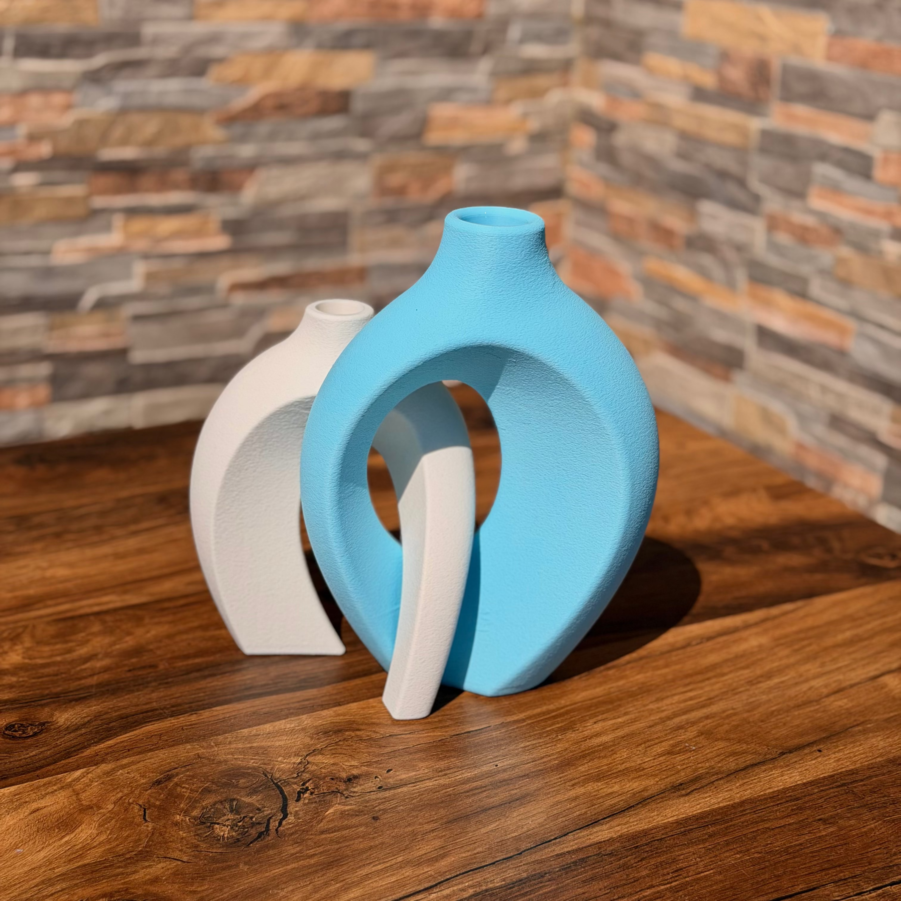 MAAR Bound Vase